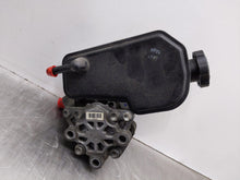 Load image into Gallery viewer, Power Steering Pump Jeep Liberty 2012 - NW421559