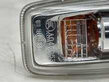 Load image into Gallery viewer, SIDE MARKER LAMP LIGHT M35 M45 2006 06 2007 07 Fender Mounted - NW82585