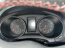 Load image into Gallery viewer, SPEEDOMETER CLUSTER Volkswagen Golf 2010 10 2011 11 - NW557943