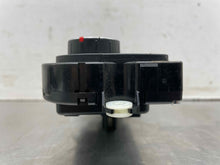 Load image into Gallery viewer, TEMPERATURE CONTROLS EOS Golf Tiguan 2010 10 2011 11 - NW557907