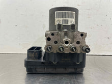 Load image into Gallery viewer, ABS ANTI-LOCK BRAKE PUMP Nissan Pathfinder 2015 15 - NW558078