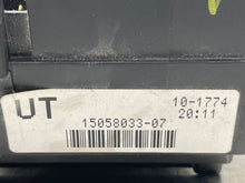 Load image into Gallery viewer, Fuse Box GMC Yukon 2004 - NW64925