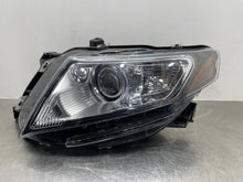 Load image into Gallery viewer, Headlight Lamp Assembly Lincoln MKT 2010 - NW558237