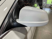 Load image into Gallery viewer, SIDE VIEW DOOR MIRROR BMW 528i 535i 550i Active 5 11 12 Left - NW432162