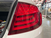 Load image into Gallery viewer, OUTER TAIL LIGHT LAMP 528i 535i 550i Active 5 M5 11 12 13 Right - NW432784