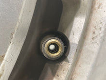 Load image into Gallery viewer, Wheel Rim Oldsmobile Allante 1992 - NW195863