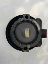 Load image into Gallery viewer, Power Steering Pump Oldsmobile Allante 1992 - NW162530