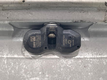 Load image into Gallery viewer, WHEEL RIM 323i 325ci 325i 328i 330ci 330i 330xi 335i 06-13 18x8 ALLOY - NW558563