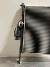 Load image into Gallery viewer, INTERCOOLER Volvo S40 V40 2000 00 - NW106423