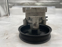 Load image into Gallery viewer, POWER STEERING PUMP HYUNDAI SONATA 2006 2.4 - NW163445