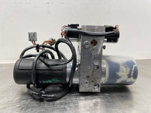 Load image into Gallery viewer, CONVERTIBLE TOP MOTOR C70 2006 06 2007 07 2008 08 09 10 11 12 13 - NW559487