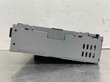 Load image into Gallery viewer, RADIO Volvo 40 Series C30 C70 S40 V50 V70 XC70 09 10 11 12 13 AM FM CD - NW559428