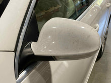 Load image into Gallery viewer, Side View Door Mirror Volkswagen Jetta 2012 - NW559115