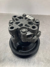 Load image into Gallery viewer, Power Steering Pump Chrysler 300 2007 - NW443107