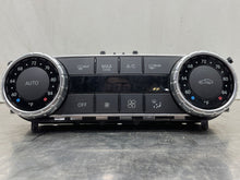 Load image into Gallery viewer, FRONT TEMPERATURE CONTROLS C250 C300 C350 C63 CLS400 CLS63 12-16 - NW444572