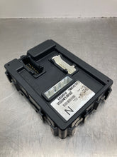 Load image into Gallery viewer, BODY CONTROL MODULE BCM COMPUTER Nissan Rogue 2009 09 - NW445888