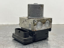 Load image into Gallery viewer, ABS Pump GRAND CHEROKEE 2013 - NW559882