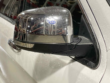 Load image into Gallery viewer, SIDE VIEW DOOR MIRROR Jeep Grand Cherokee 2011-2018 Right - NW559983