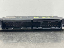 Load image into Gallery viewer, BODY CONTROL MODULE BCM COMPUTER 528i 535i 535i Gt 550i 550i Gt 09-16 - NW446910