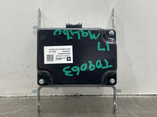 Load image into Gallery viewer, Inverter Chevrolet Malibu 2017 - NW560080