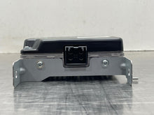 Load image into Gallery viewer, Inverter Chevrolet Malibu 2017 - NW560080