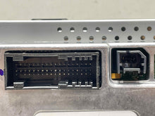 Load image into Gallery viewer, Info-Gps Screen Lincoln MKC 2015 - NW447195