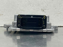 Load image into Gallery viewer, Computer Chevrolet Malibu 2017 - NW560292