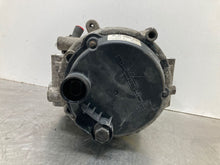 Load image into Gallery viewer, ALTERNATOR Cayenne 2003 03 2004 04 4.5L - NW446827
