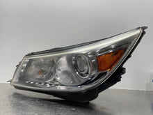 Load image into Gallery viewer, Headlight Lamp Assembly Buick Lacrosse 2010 - NW561533