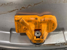 Load image into Gallery viewer, WHEEL RIM CC 2009-2017 17x8 ALLOY - NW447528