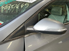 Load image into Gallery viewer, Side View Door Mirror Hyundai Sonata 2016 - NW560582