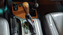 Load image into Gallery viewer, Floor Shifter LEXUS GX470 2006 - NW396915
