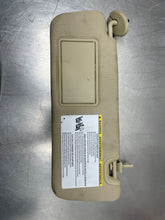 Load image into Gallery viewer, Interior Sun Visors  HIGHLANDER 2018 - NW452055