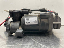 Load image into Gallery viewer, SUSPENSION AIR COMPRESSOR PUMP LR3 LR4 Range Rover Sport 05-16 - NW509442