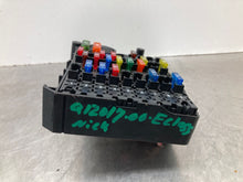 Load image into Gallery viewer, FUSE BOX E300d E320 E430 E500 E55 99 00 01 02 03 - NW276032