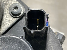 Load image into Gallery viewer, THROTTLE BODY Expedition F150 Navigator F350 Lincoln LT 04 05 06 07 08 09 10 - NW458292