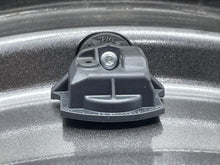 Load image into Gallery viewer, WHEEL RIM - NW562262