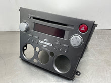 Load image into Gallery viewer, RADIO Subaru Legacy 2007 07 2008 08 AM/FM/CD - NW462170