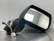 Load image into Gallery viewer, SIDE VIEW DOOR MIRROR Mitsubishi Endeavor 04 05 06 07 08 Right - NW463804