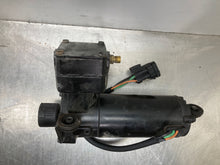 Load image into Gallery viewer, AIR RIDE COMPRESSOR Land Rover Range Rover 02 03 04 05 - NW464474
