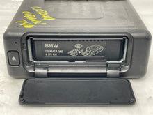 Load image into Gallery viewer, CD CHANGER BMW 740i 750i 1999 99 00 01 - NW464538