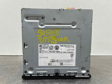 Load image into Gallery viewer, Radio Volkswagen Tiguan 2020 - NW465329