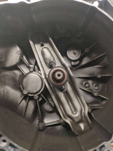 Load image into Gallery viewer, MANUAL TRANSMISSION Cooper Mini 1 Clubman 2007-2014 - NW561969