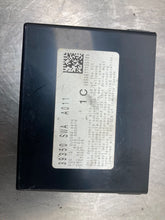 Load image into Gallery viewer, SUSPENSION CONTROL MODULE COMPUTER Honda CR-V 07 08 09 - NW466199