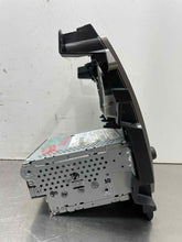 Load image into Gallery viewer, RADIO Jaguar XK XKR 2007 07 2008 08 2009 09 AM FM CD - NW563380