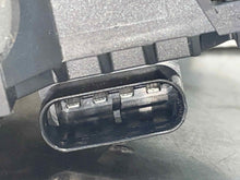 Load image into Gallery viewer, WIPER MOTOR E320 E280 E300 2003 03 04 05 06 07 08 09 - NW563408