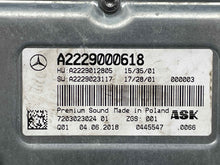 Load image into Gallery viewer, Radio MERCEDES C-CLASS 2018 - NW477542