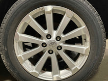 Load image into Gallery viewer, WHEEL RIM Venza 09-13 19x7-1/2 ALLOY 19x7-1/2, 5 lug, 4-1/2" - NW476845