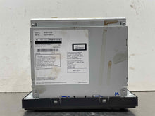 Load image into Gallery viewer, Radio Toyota Sequoia 2016 - NW563520