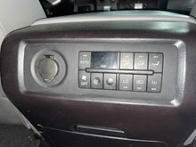 Load image into Gallery viewer, Temperature Controls Toyota Sequoia 2016 - NW563600